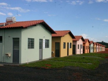 Governo estuda criação de pacote habitacional